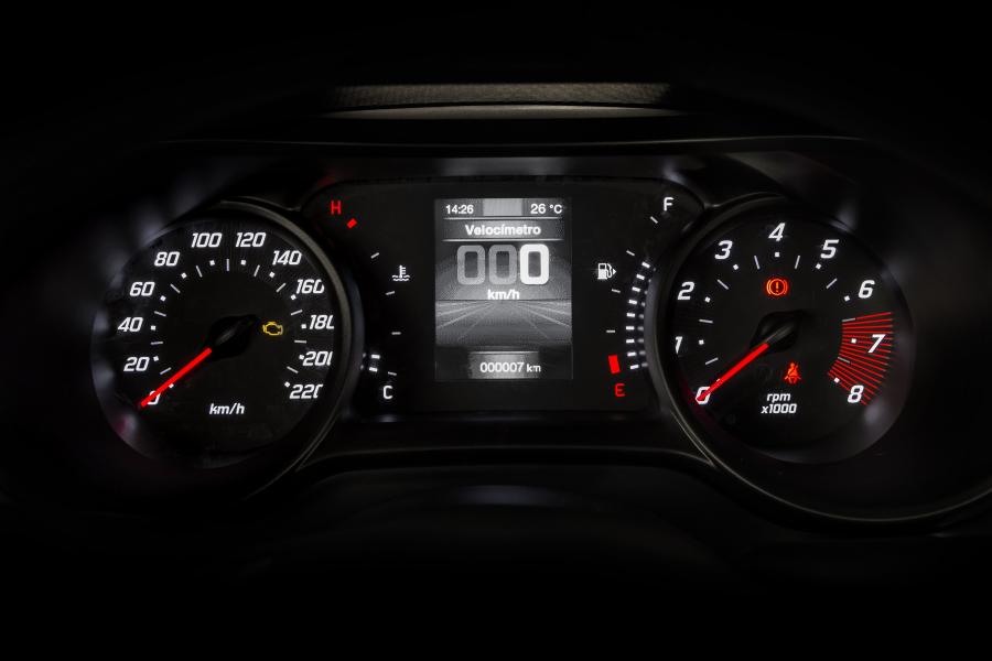 Панель приборов Fiat Argo Drive 1.0 Flex (358) 2017 года  (фото 2 из 37)